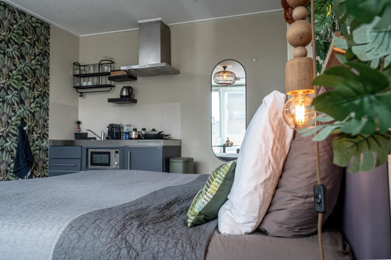 The Lion King - 6 Person Linked Apartment With Roof Terrace Groningen Buitenkant foto