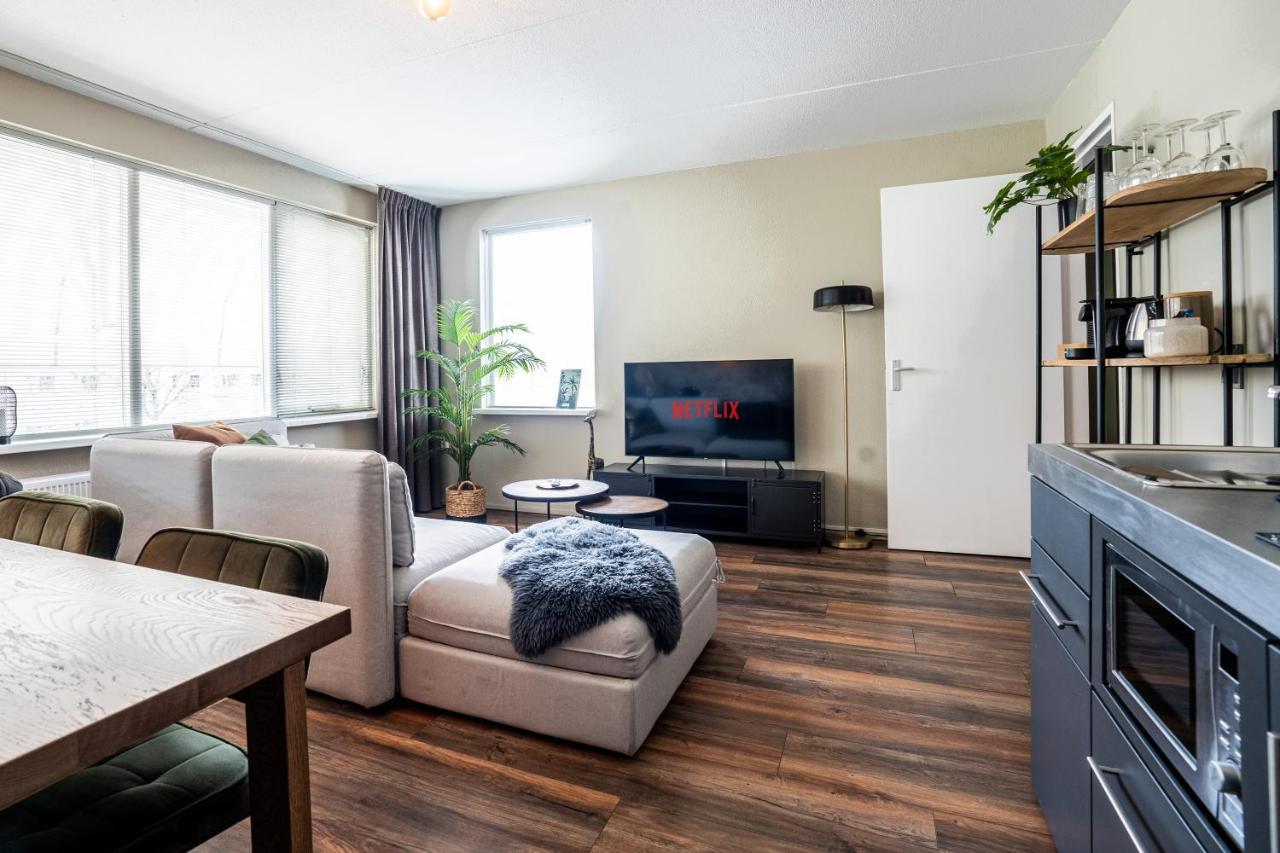 The Lion King - 6 Person Linked Apartment With Roof Terrace Groningen Buitenkant foto