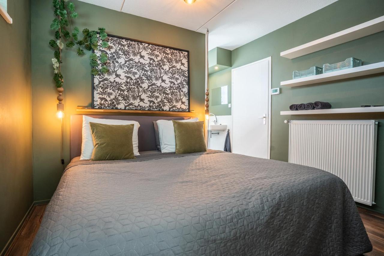The Lion King - 6 Person Linked Apartment With Roof Terrace Groningen Buitenkant foto